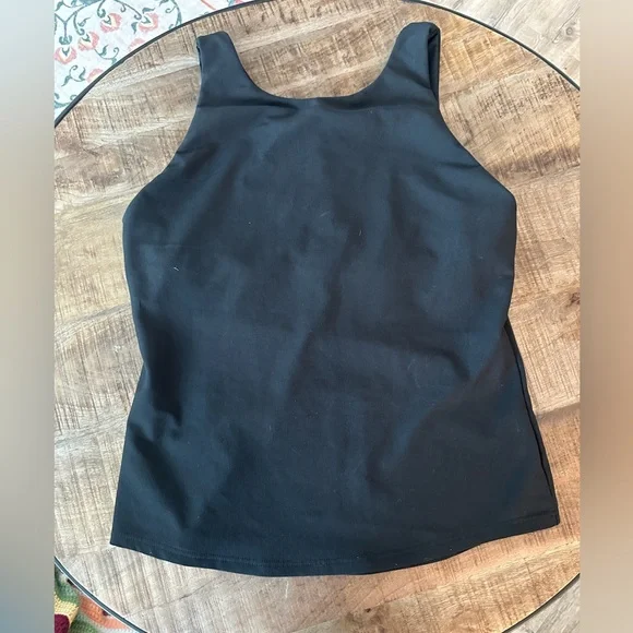 Two 32 Degrees Active Rib Bra Tank - Picture 4 of 10